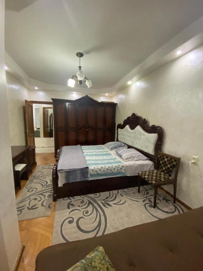 Apartment Ge Zvezda Batumi Ngoại thất bức ảnh