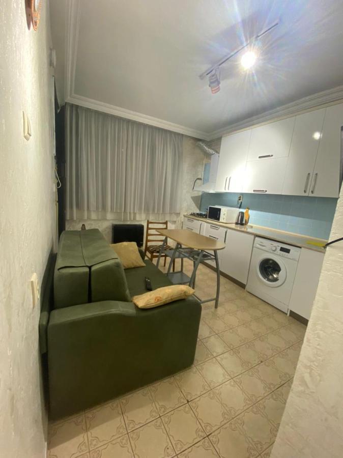 Apartment Ge Zvezda Batumi Ngoại thất bức ảnh