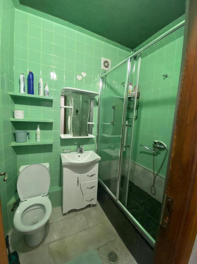 Apartment Ge Zvezda Batumi Ngoại thất bức ảnh