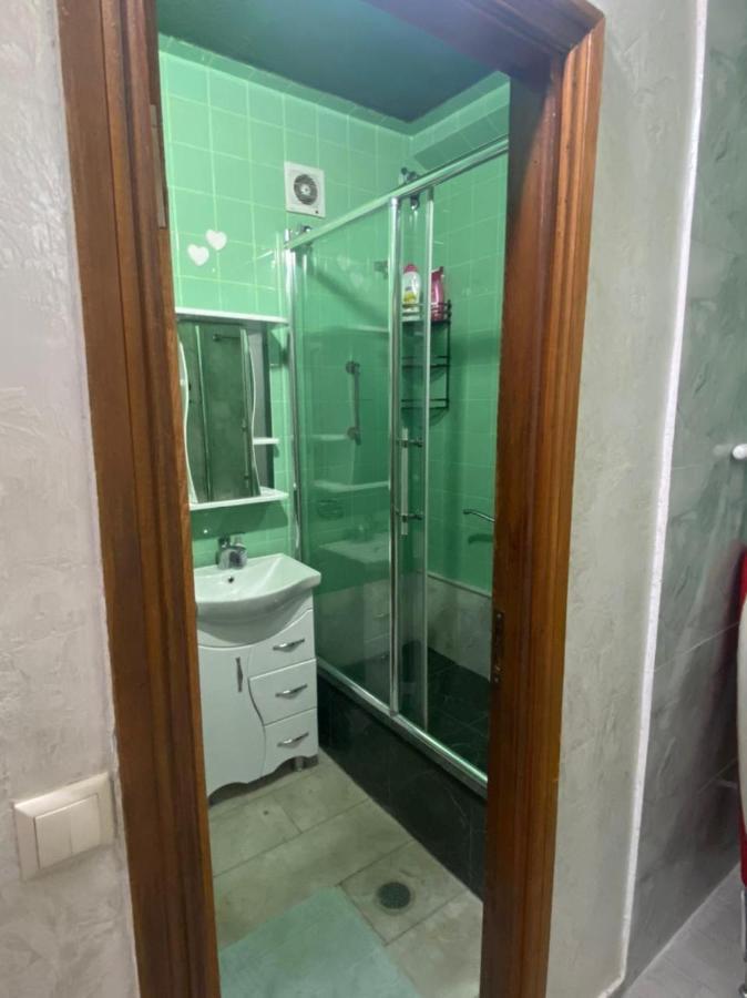 Apartment Ge Zvezda Batumi Ngoại thất bức ảnh