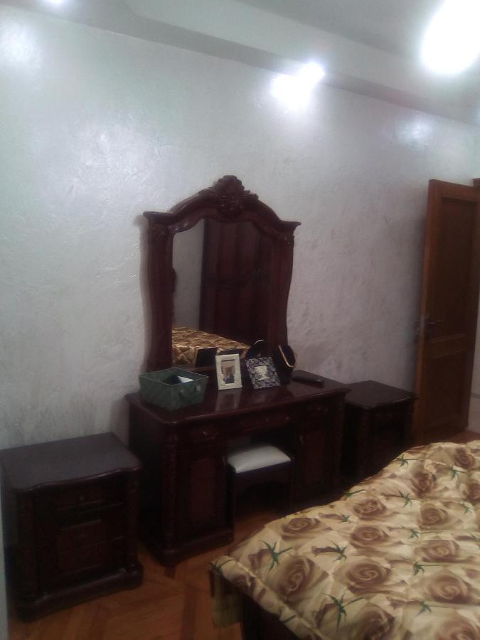 Apartment Ge Zvezda Batumi Ngoại thất bức ảnh